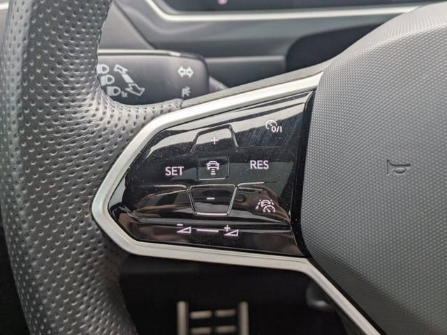 Used 2023 Volkswagen Tiguan S image 24