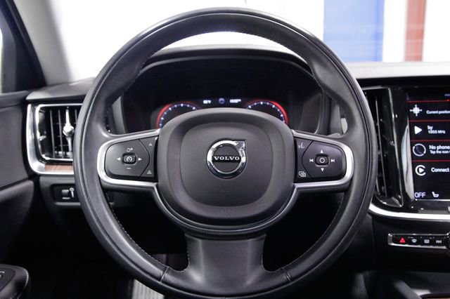 Used 2022 Volvo S60 B5 Momentum w/ Advanced Package image 15