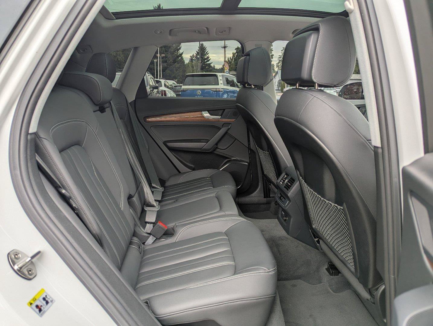 Used 2023 Audi Q5 2.0T Premium w/ Convenience Package AWD/4WD image 35