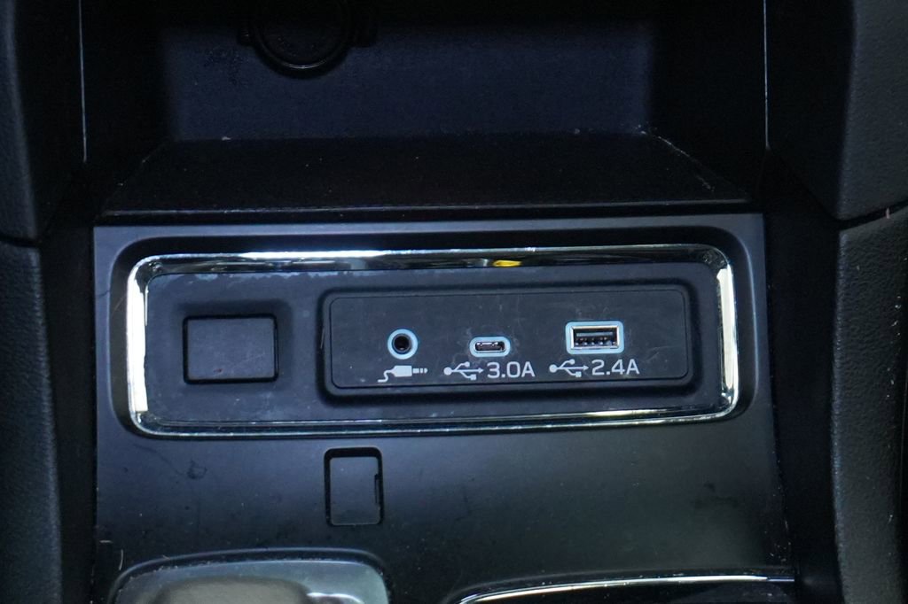Used 2024 Subaru Ascent Onyx Edition image 36