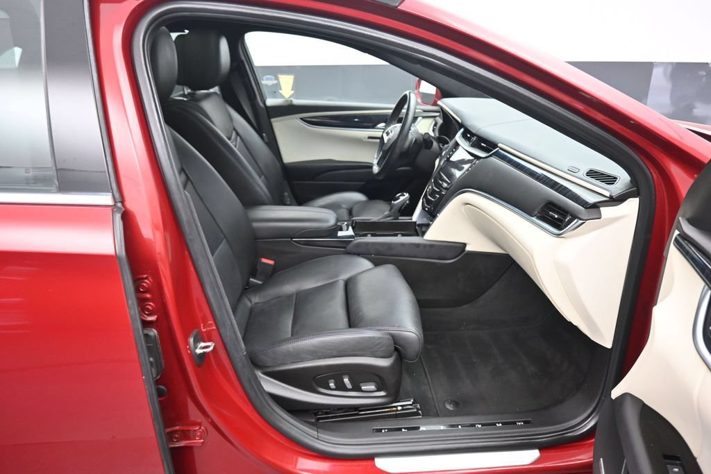 Used 2013 Cadillac XTS Platinum FWD image 47