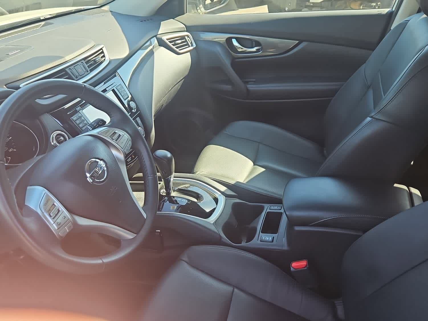 Used 2015 Nissan Rogue SL w/ SL Premium Package FWD image 19