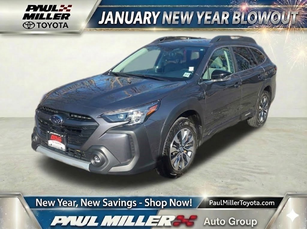 Used 2023 Subaru Outback Limited XT image 1