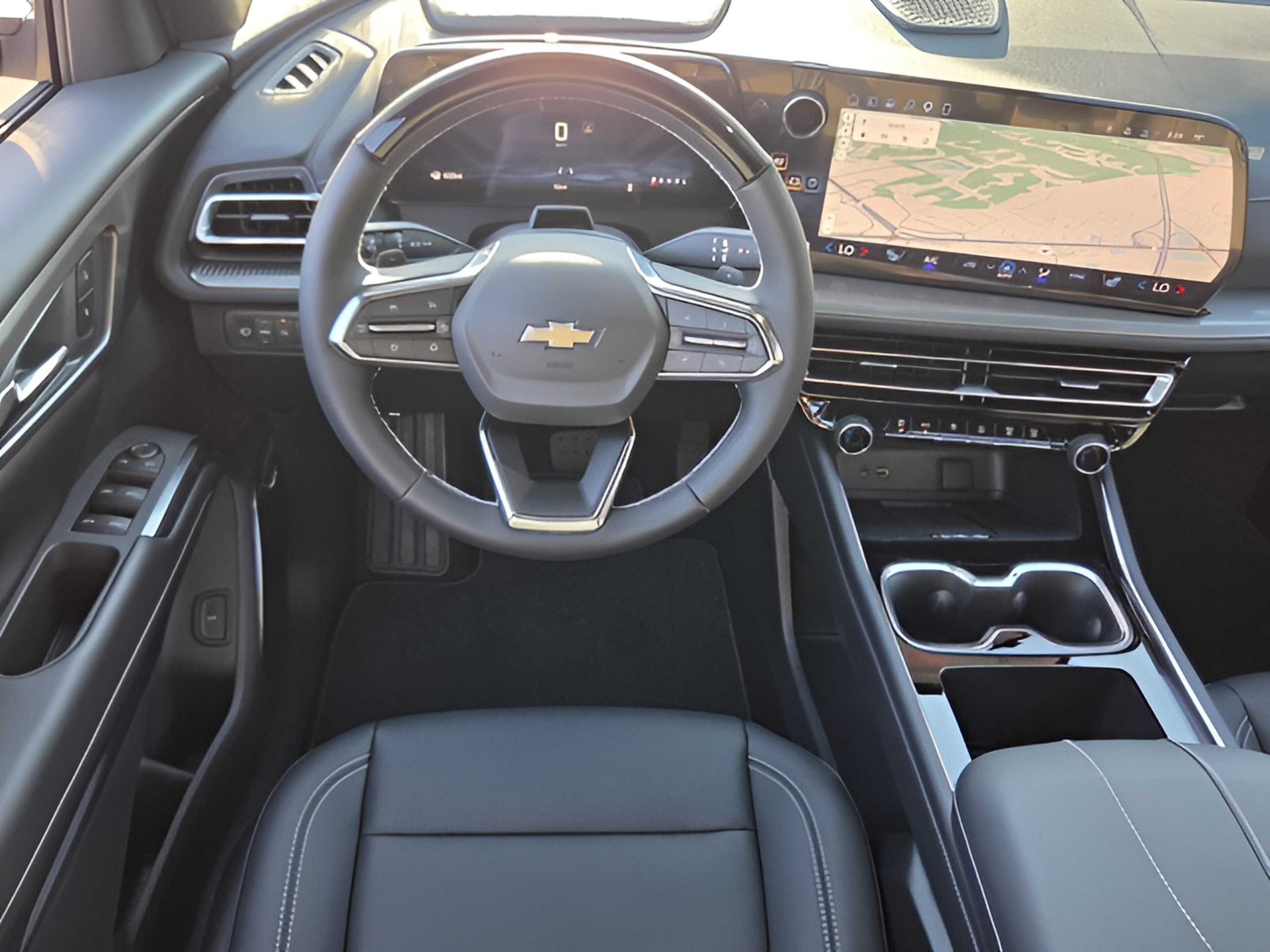 New 2027 Chevrolet Traverse LT w/ Enhanced Driving Package FWD image 12