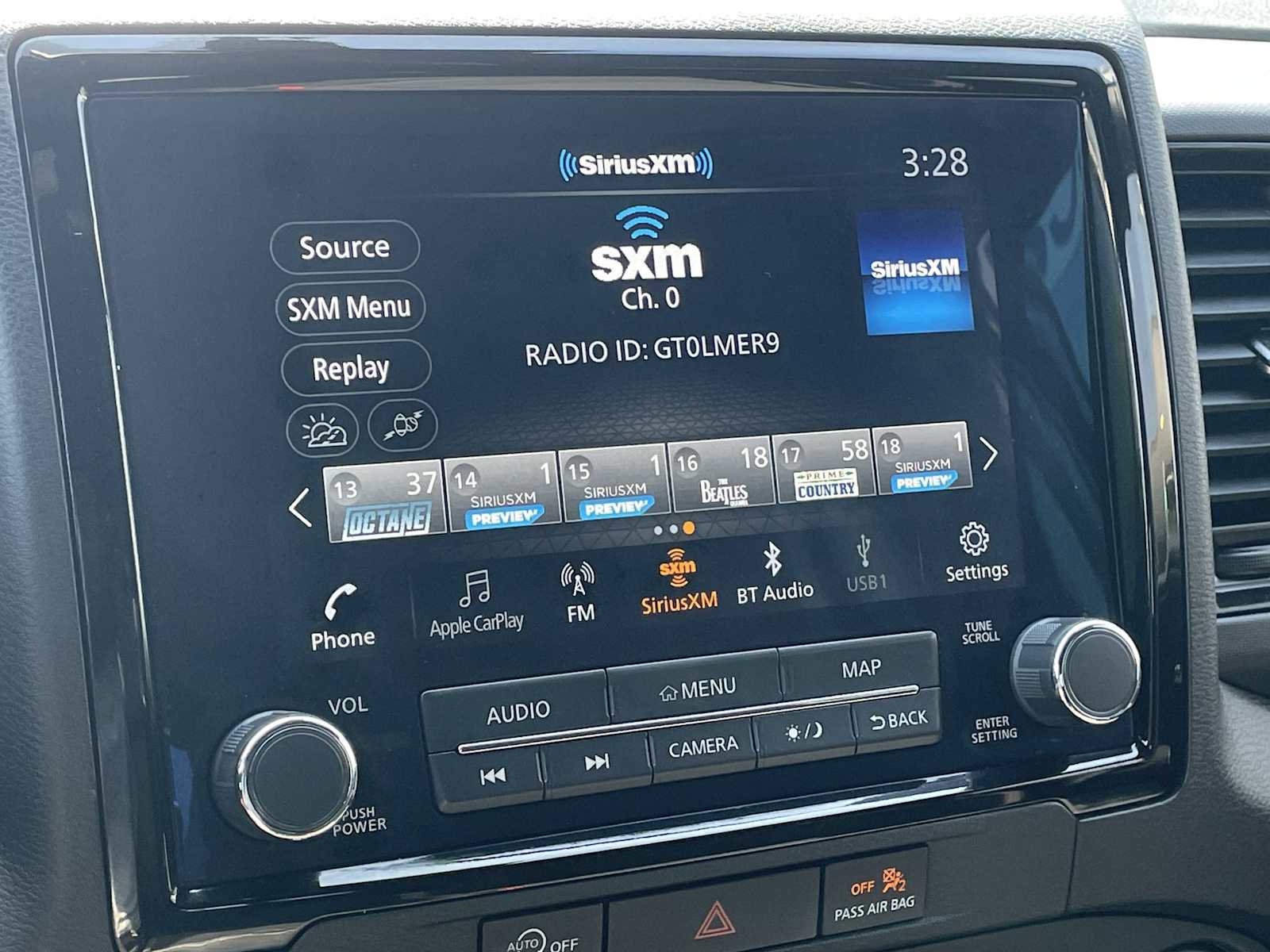 Used 2024 Nissan Frontier PRO-4X w/ Technology Package AWD/4WD image 19