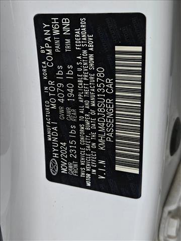 Certified 2025 Hyundai Elantra SEL image 22