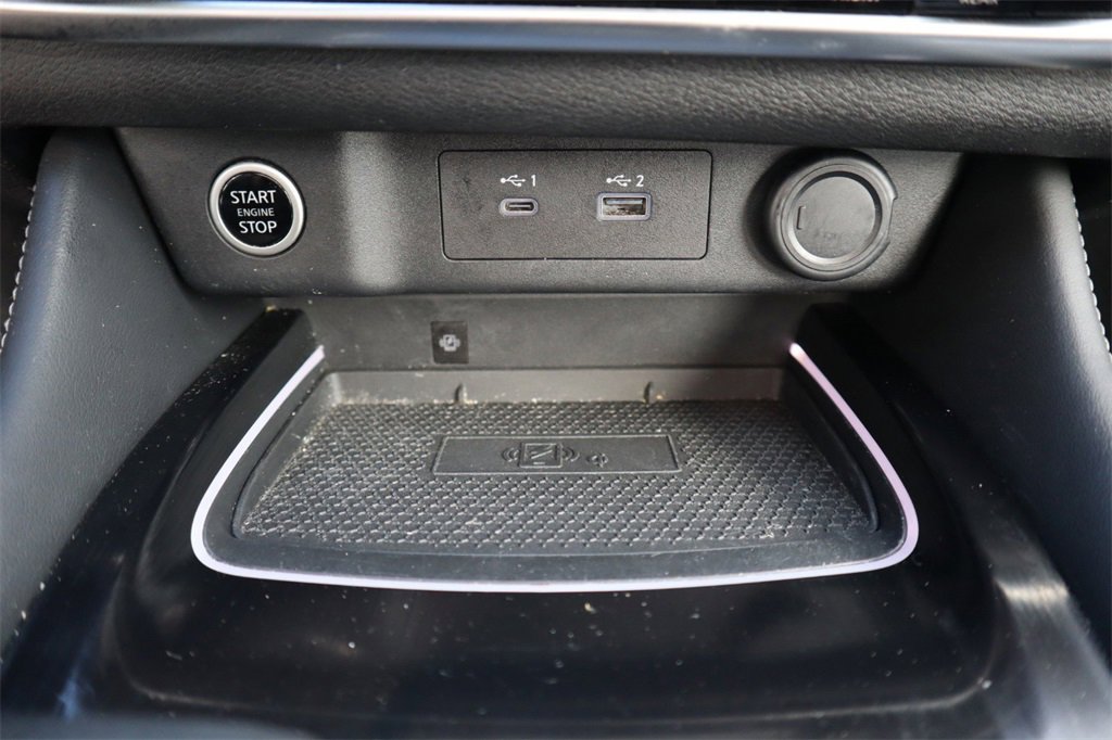 Certified 2022 Nissan Rogue Platinum w/ Head-Up Display Package image 22