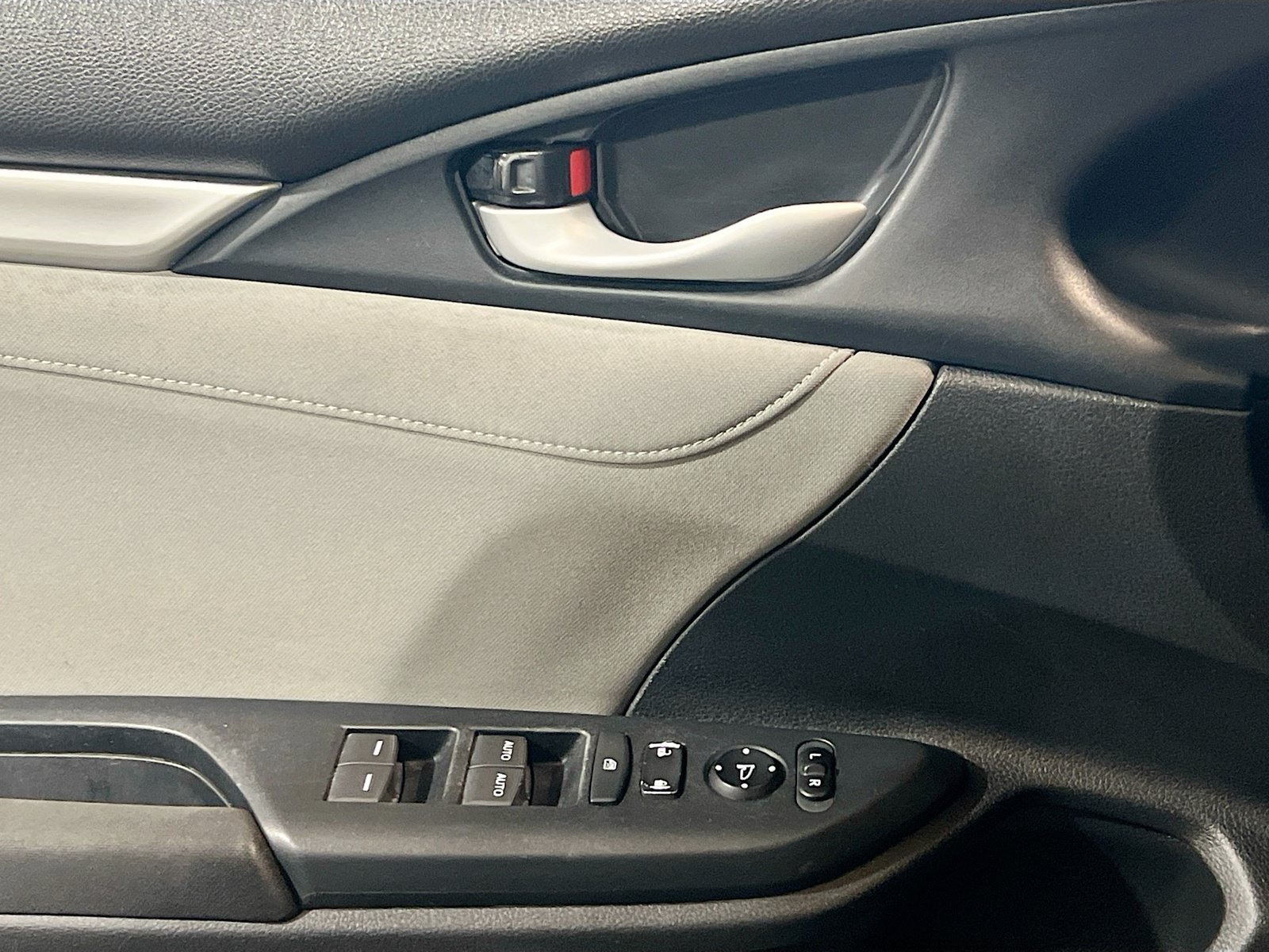 Used 2017 Honda Civic EX-T image 13