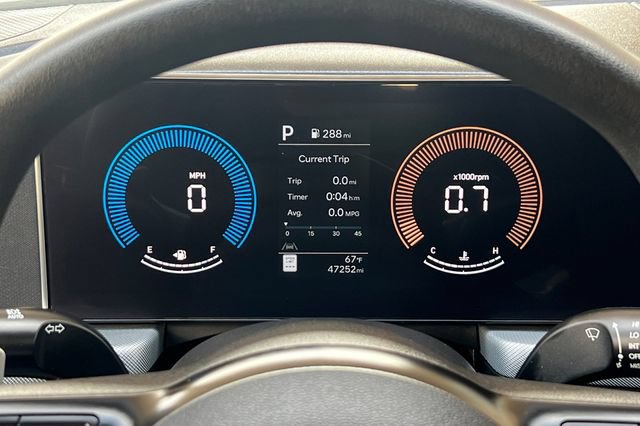 Used 2025 Hyundai Sonata SEL FWD image 29
