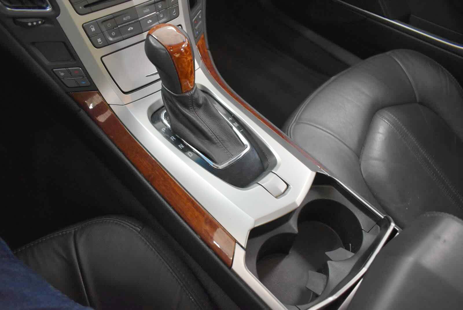 Used 2010 Cadillac CTS Luxury AWD/4WD image 17