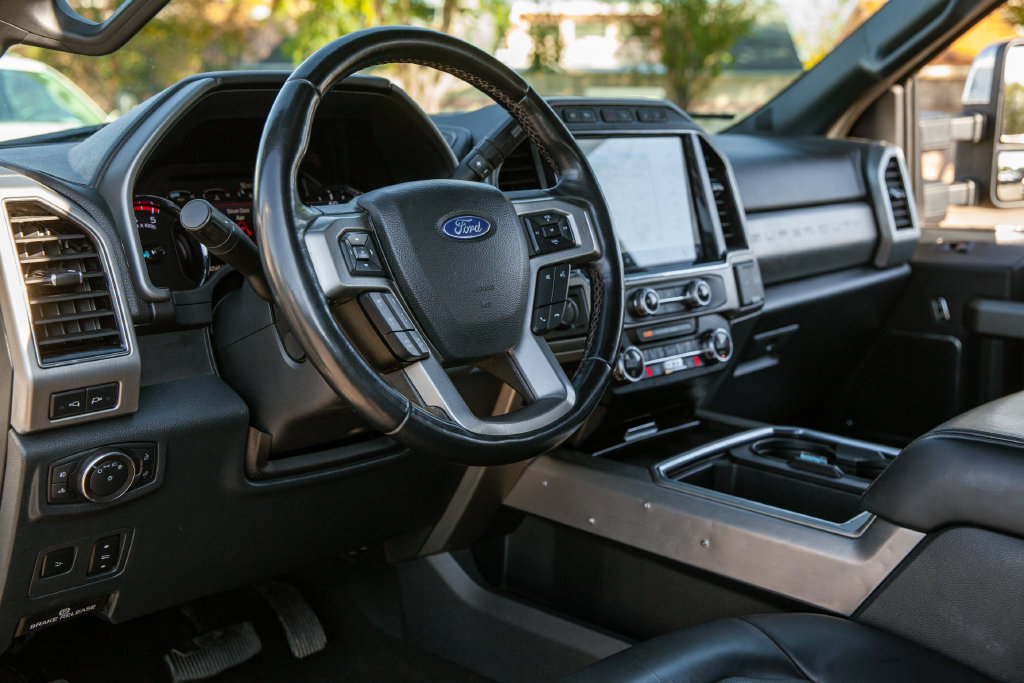 Used 2022 Ford F350 Platinum AWD/4WD image 10