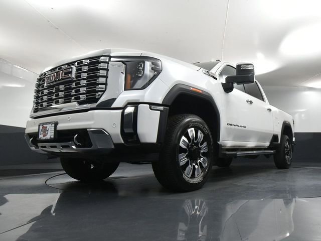 Used 2025 GMC Sierra 3500 Denali image 61