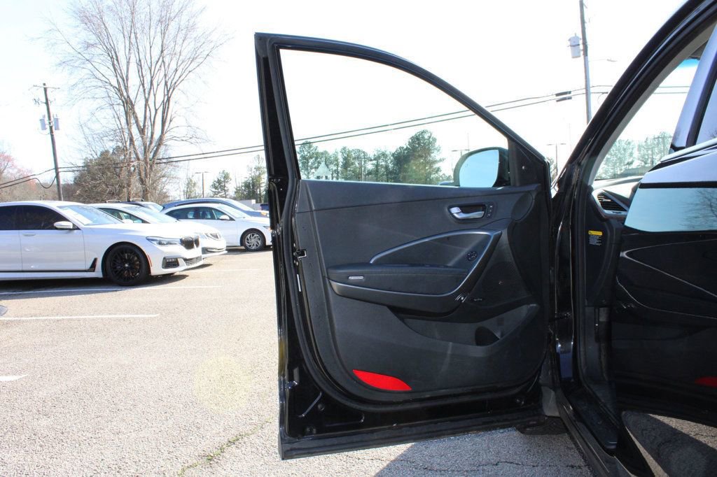 Used 2019 Hyundai Santa Fe XL image 32