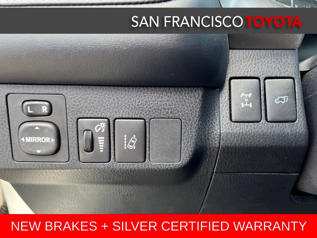 Certified 2018 Toyota RAV4 XLE image 34