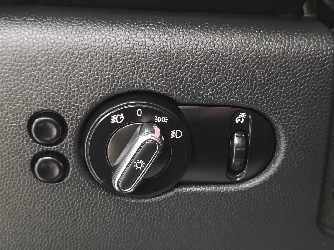 Used 2018 MINI Cooper John Cooper Works FWD image 43