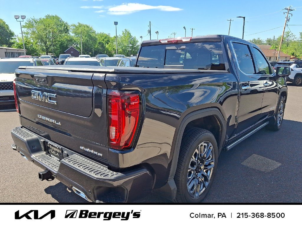 Used 2025 GMC Sierra 1500 Denali Ultimate w/ LPO, Utility Wall Package AWD/4WD image 5