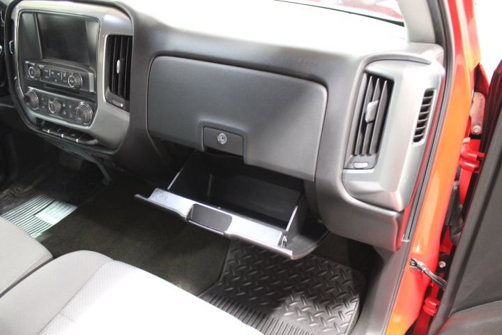 Used 2017 Chevrolet Silverado 1500 LT w/ All Star Edition image 27