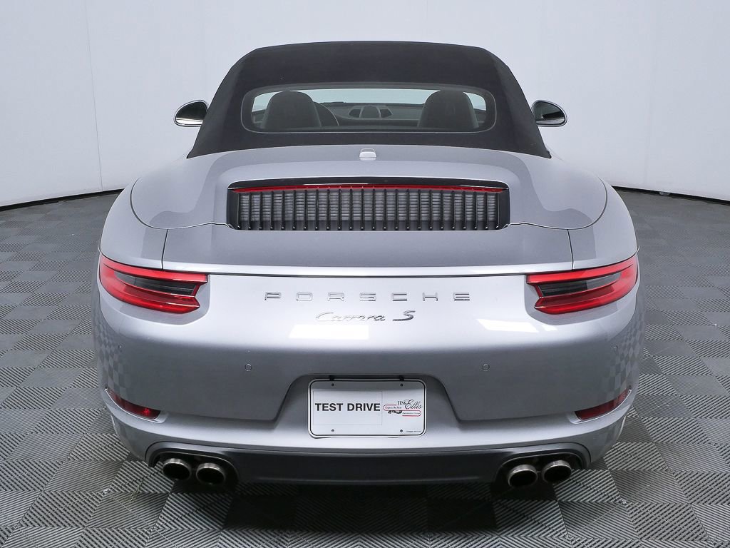 Certified 2019 Porsche 911 Carrera S image 32