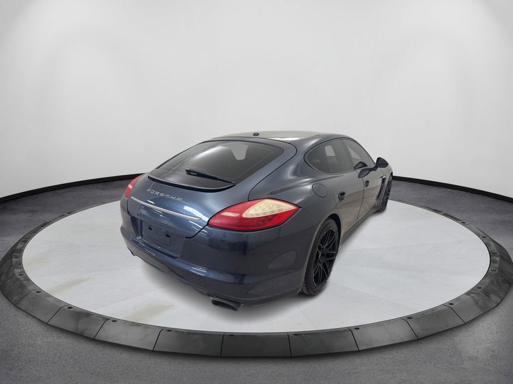 Used 2012 Porsche Panamera 4 image 5