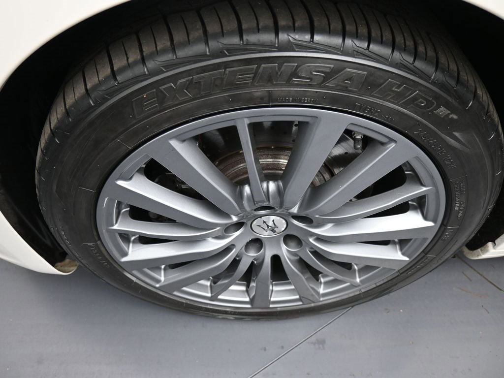 Used 2022 Maserati Ghibli Modena image 14