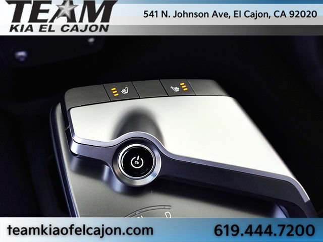 Certified 2024 Kia EV6 Light RWD image 30
