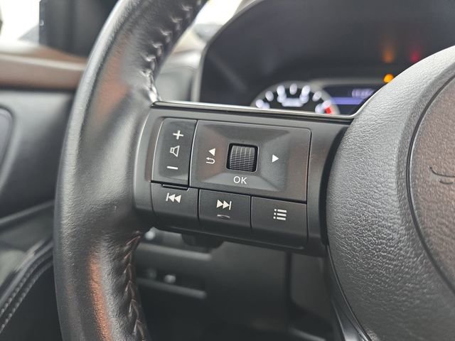 Used 2023 Nissan Rogue SV w/ SV Premium B Package image 34