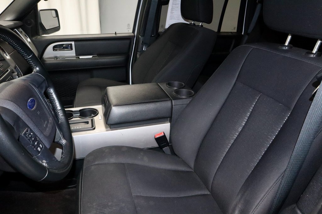 Used 2017 Ford Expedition XLT image 29