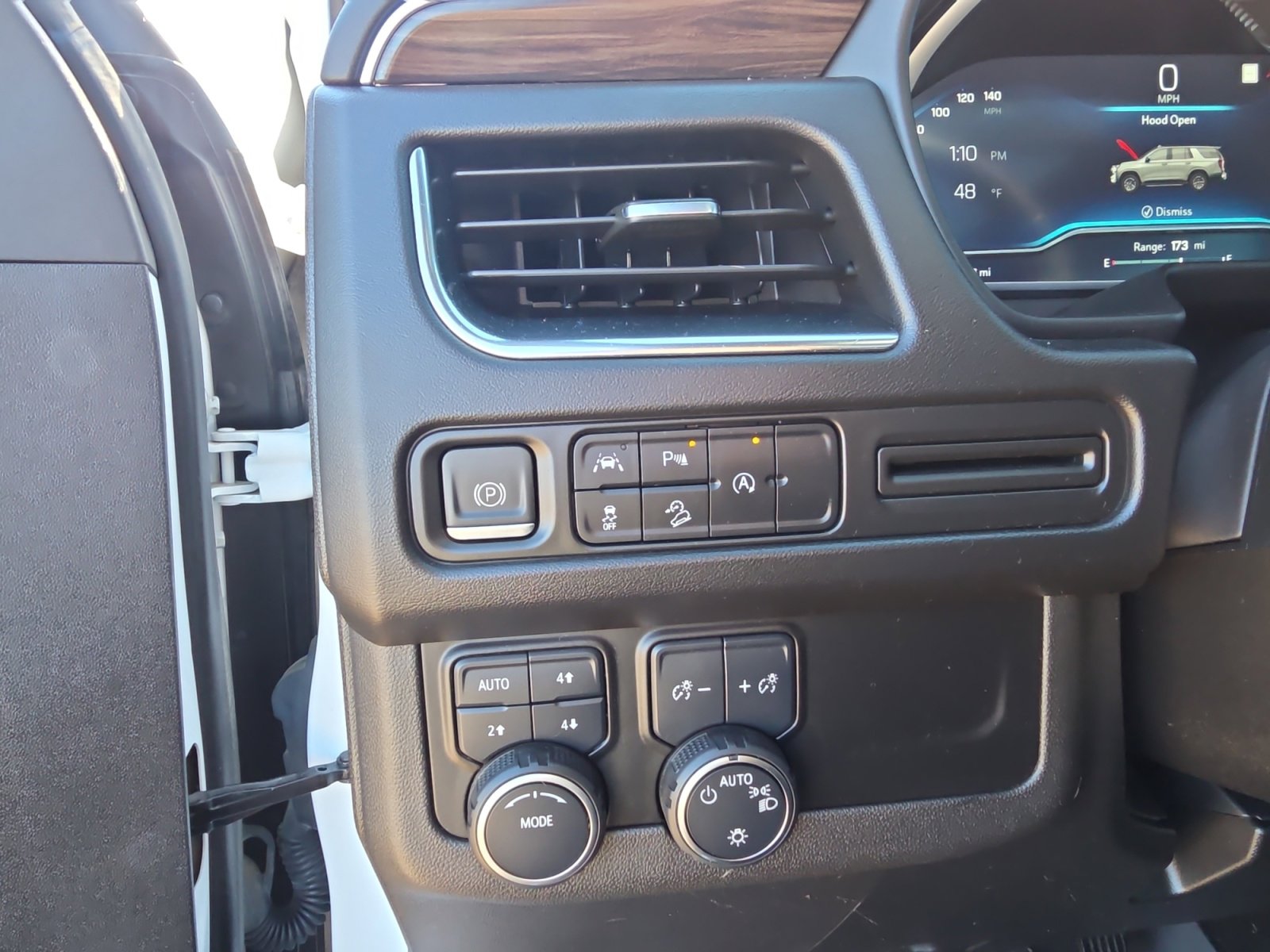 Used 2023 Chevrolet Tahoe Z71 image 24