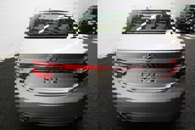 Used 2013 Hyundai Azera Limited image 6