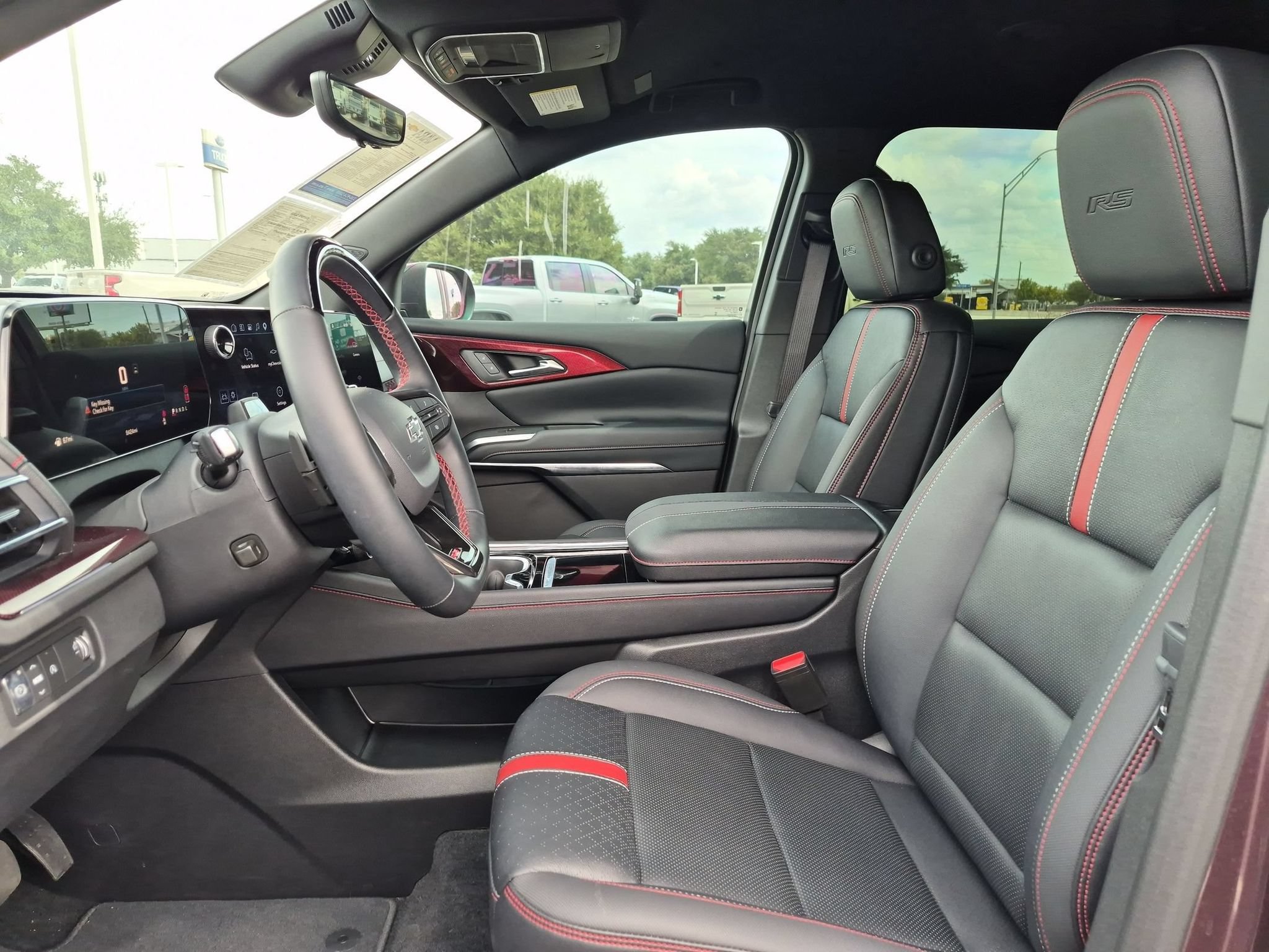 Certified 2026 Chevrolet Traverse RS FWD image 9
