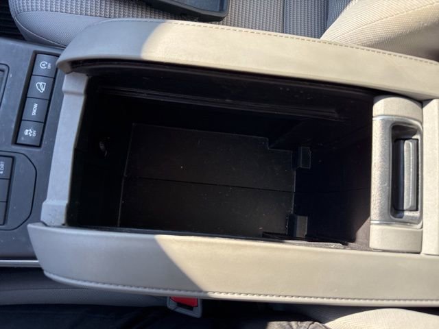 Used 2022 Toyota Highlander LE image 19