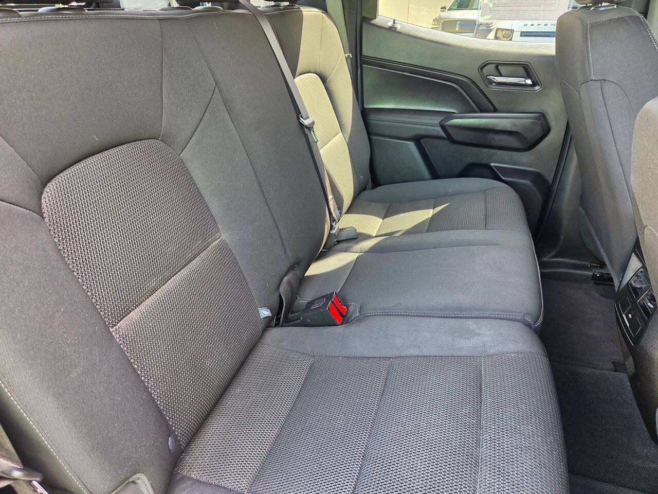 Used 2023 Chevrolet Colorado LT w/ LT Convenience Package AWD/4WD image 11