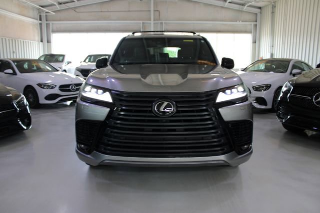 Used 2024 Lexus LX 600 4WD w/ Appearance Package image 46