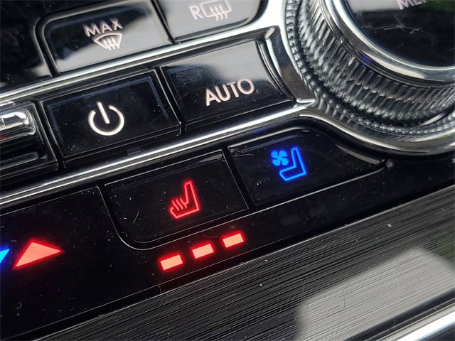 Certified 2023 Lincoln Nautilus Reserve image 29