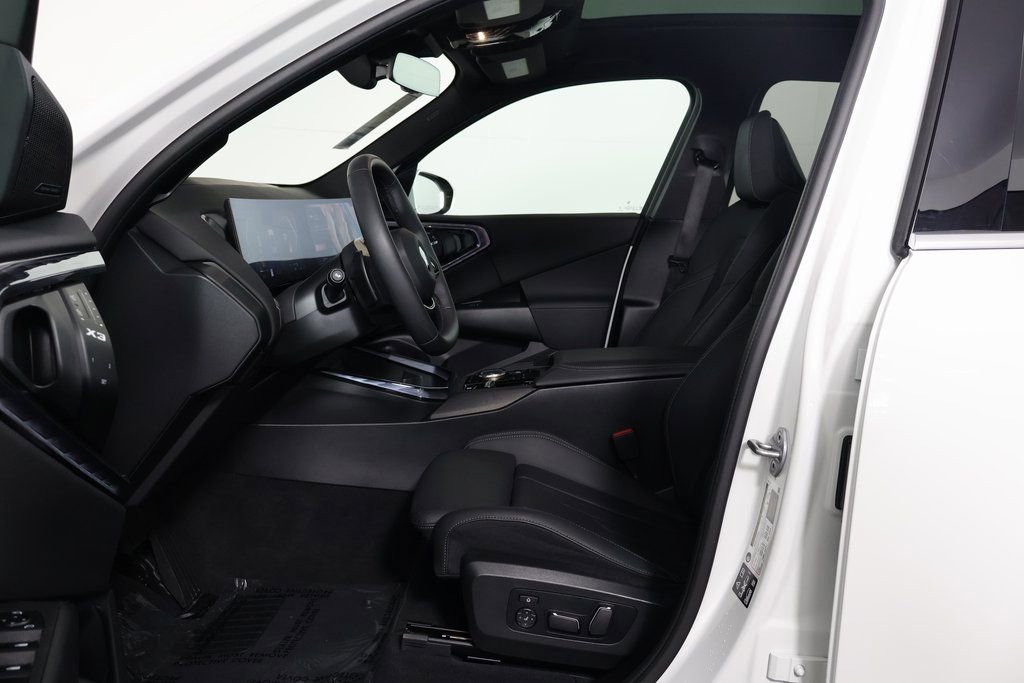 Used 2025 BMW X3 xDrive30i w/ Premium Package image 10