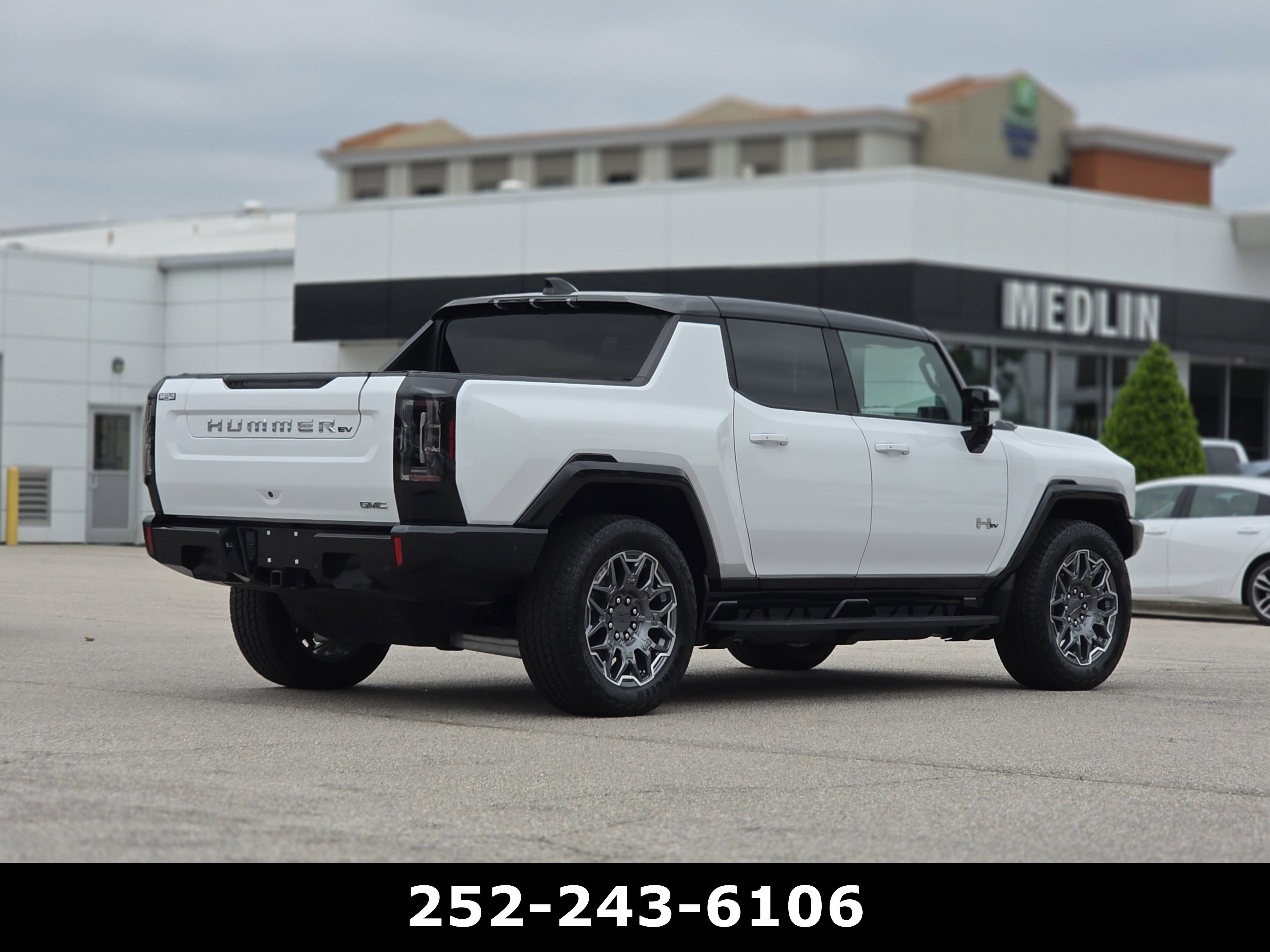 Used 2025 GMC Hummer EV 3X AWD/4WD image 7