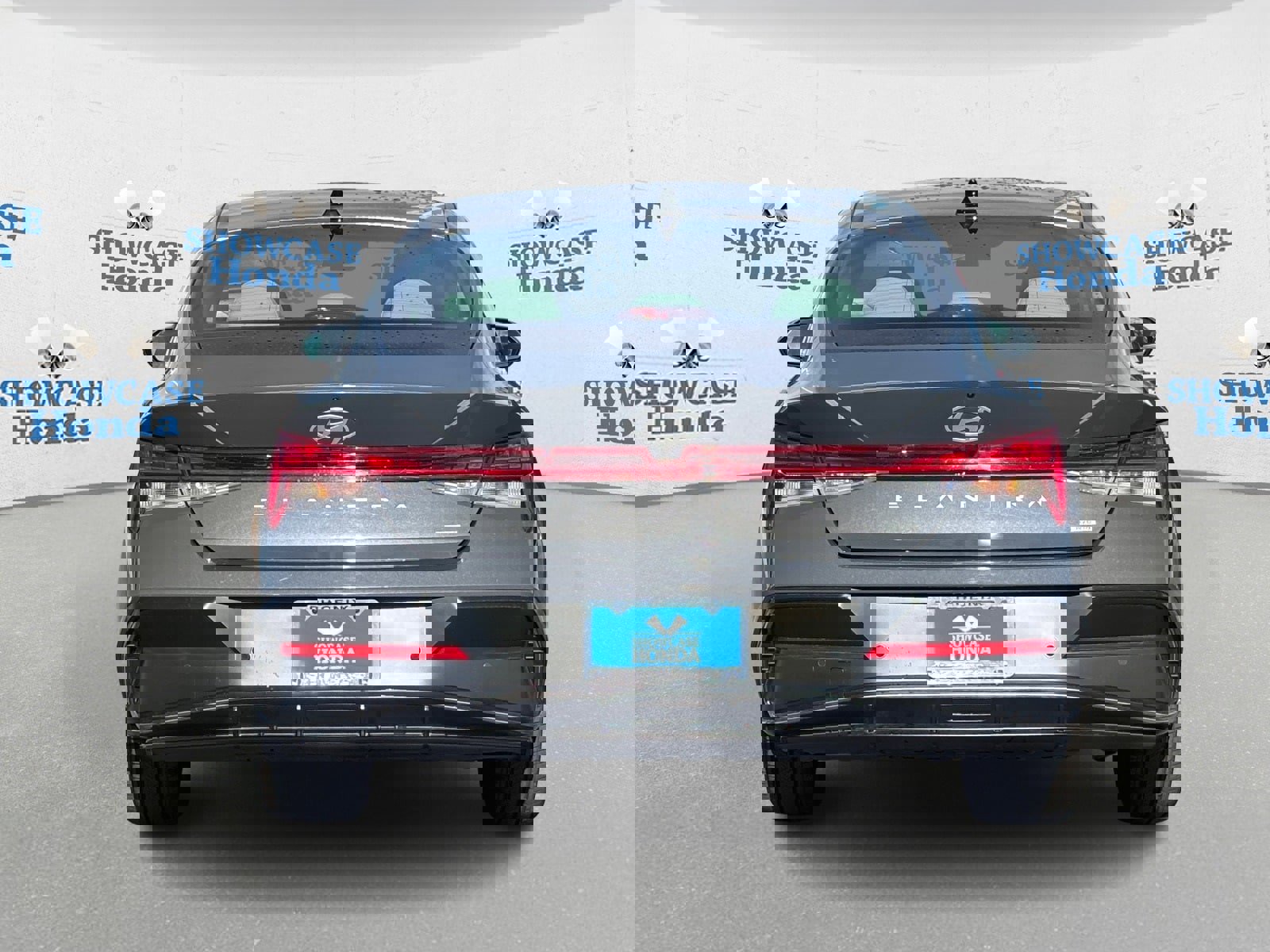 Used 2024 Hyundai Elantra Limited image 7