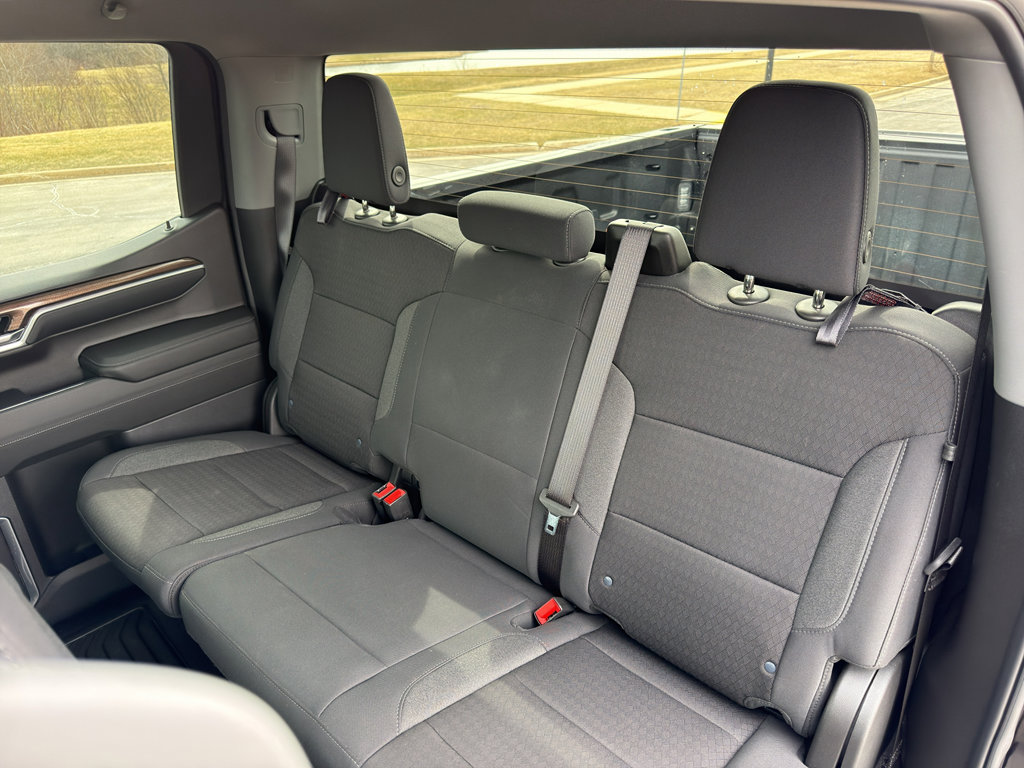 Used 2024 Chevrolet Silverado 1500 LT image 35