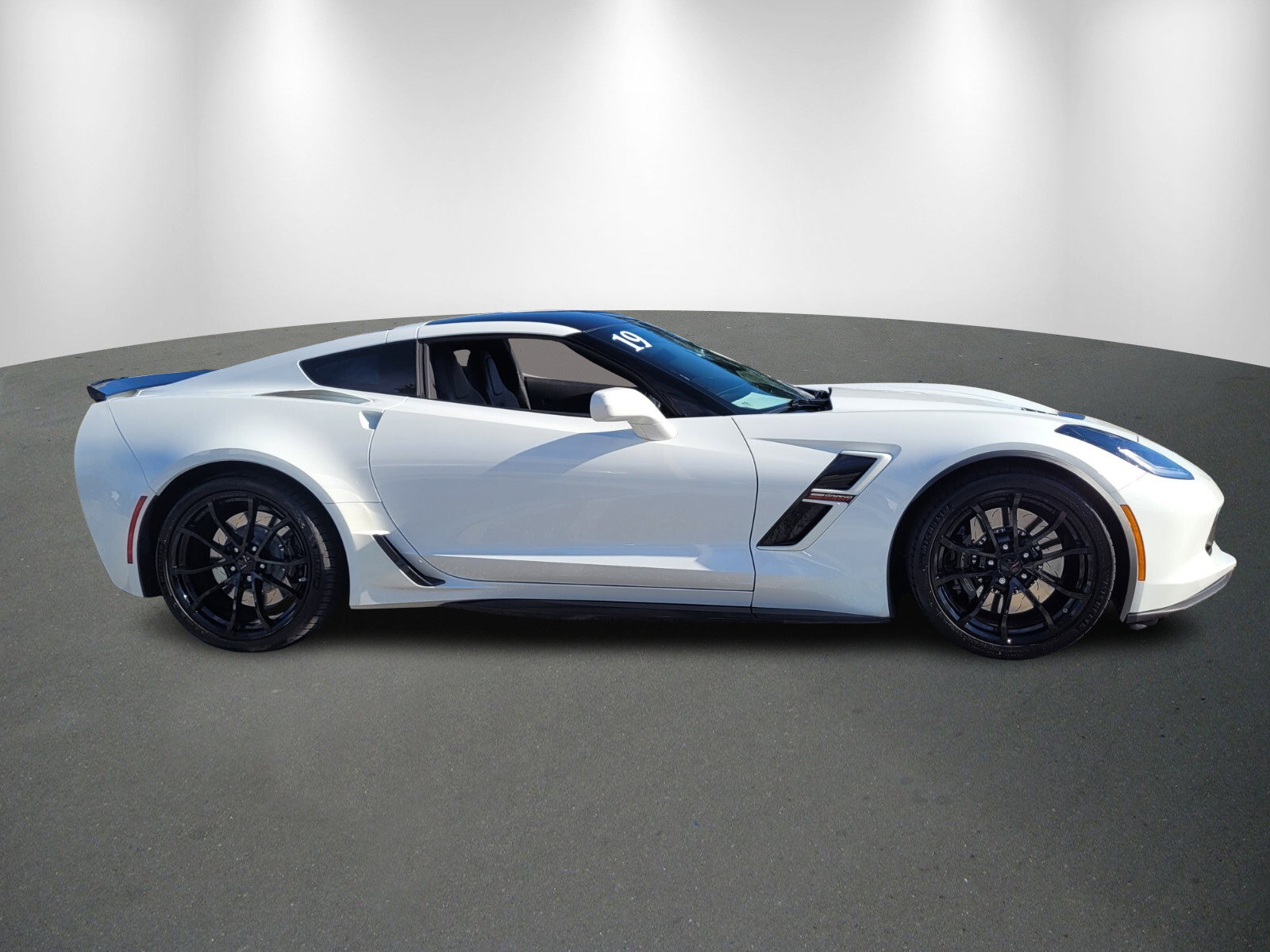 Used 2019 Chevrolet Corvette Grand Sport w/ Battery Protection Package image 8