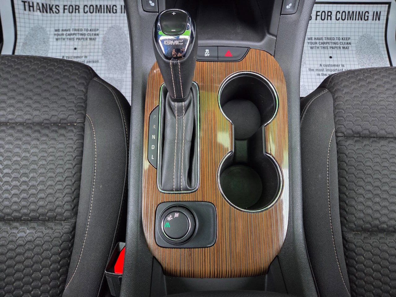 Used 2018 GMC Acadia SLE w/ LPO, Floor Liner Package image 27