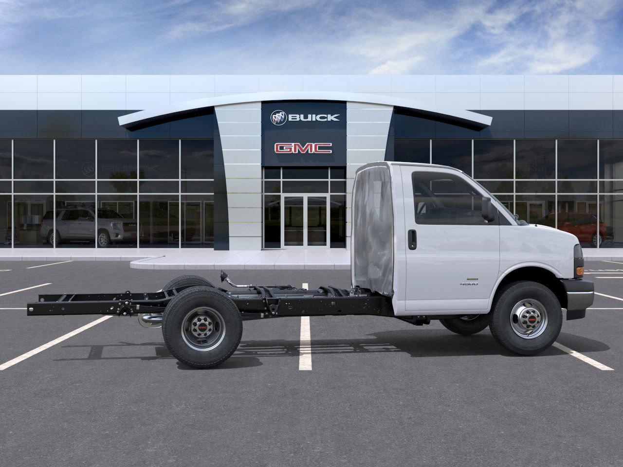 New 2025 GMC Savana 3500 w/ Power Convenience Package RWD image 38