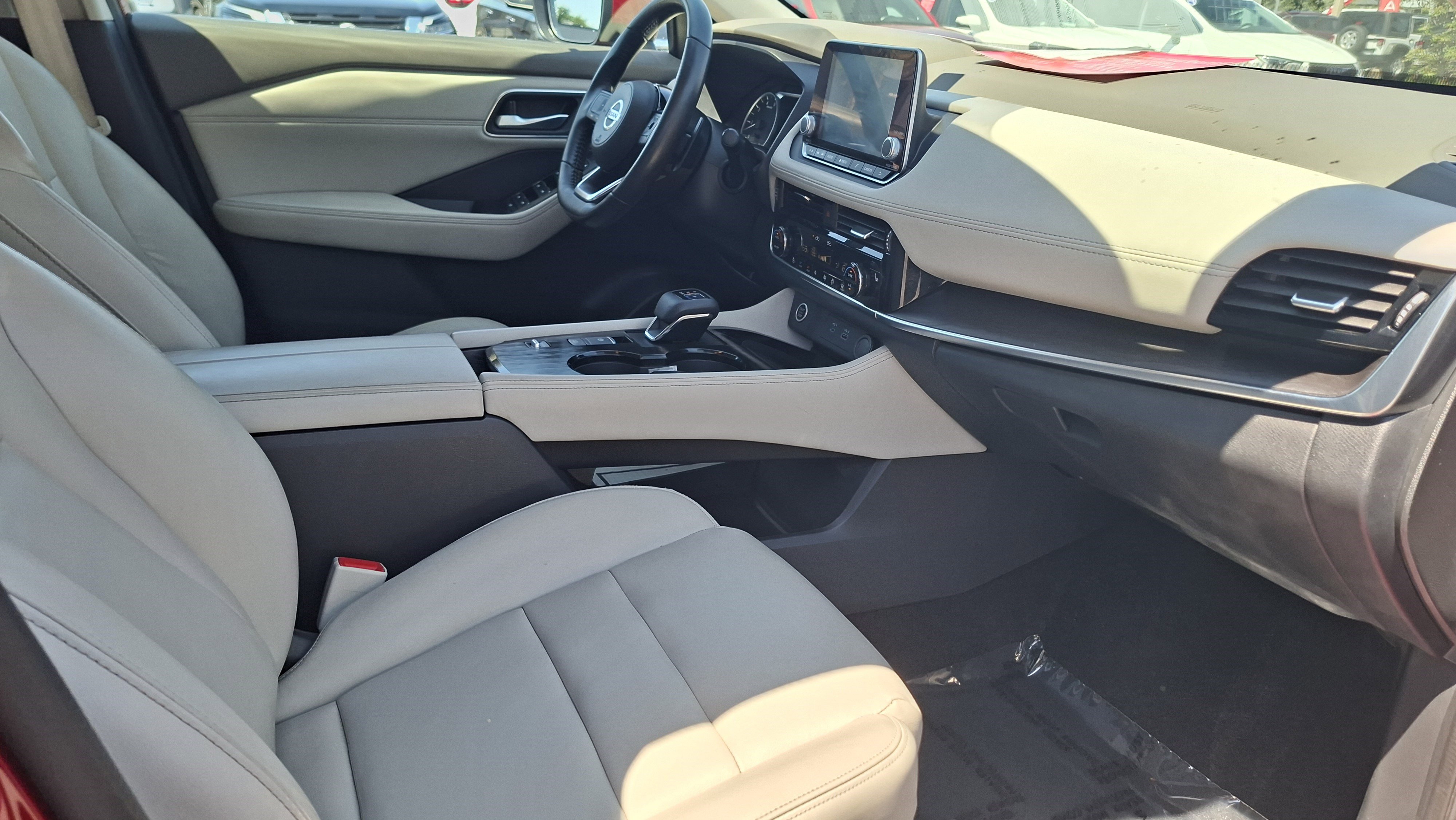 Used 2021 Nissan Rogue SL FWD image 23