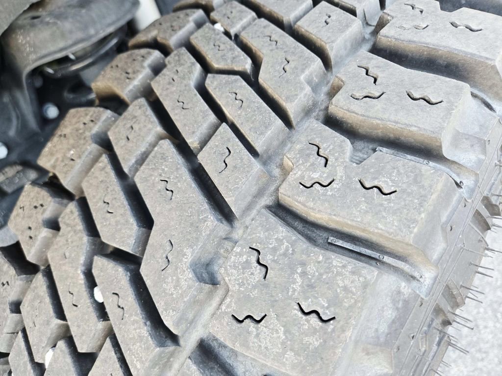 Used 2024 Jeep Gladiator Sport image 21