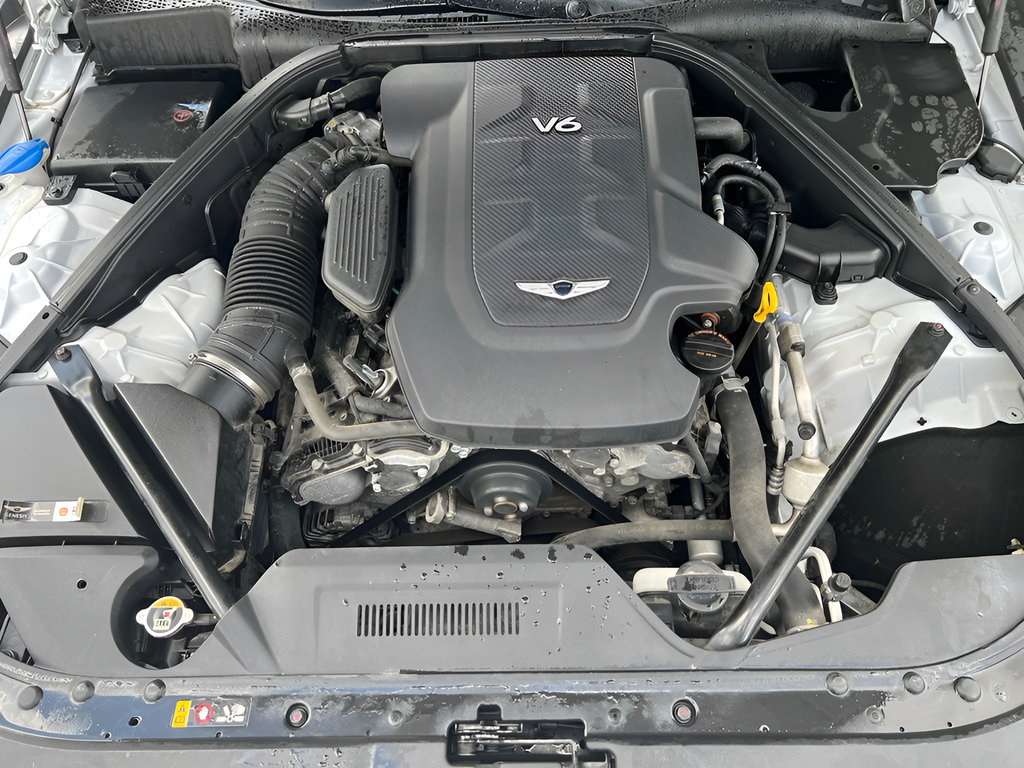 Used 2019 Genesis G80 3.8 RWD image 10