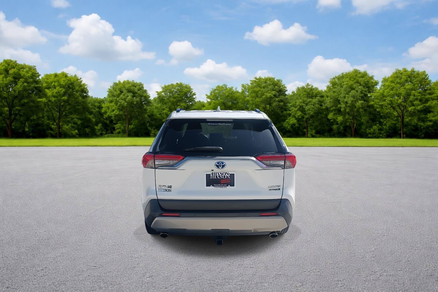 Used 2022 Toyota RAV4 Limited AWD/4WD image 6