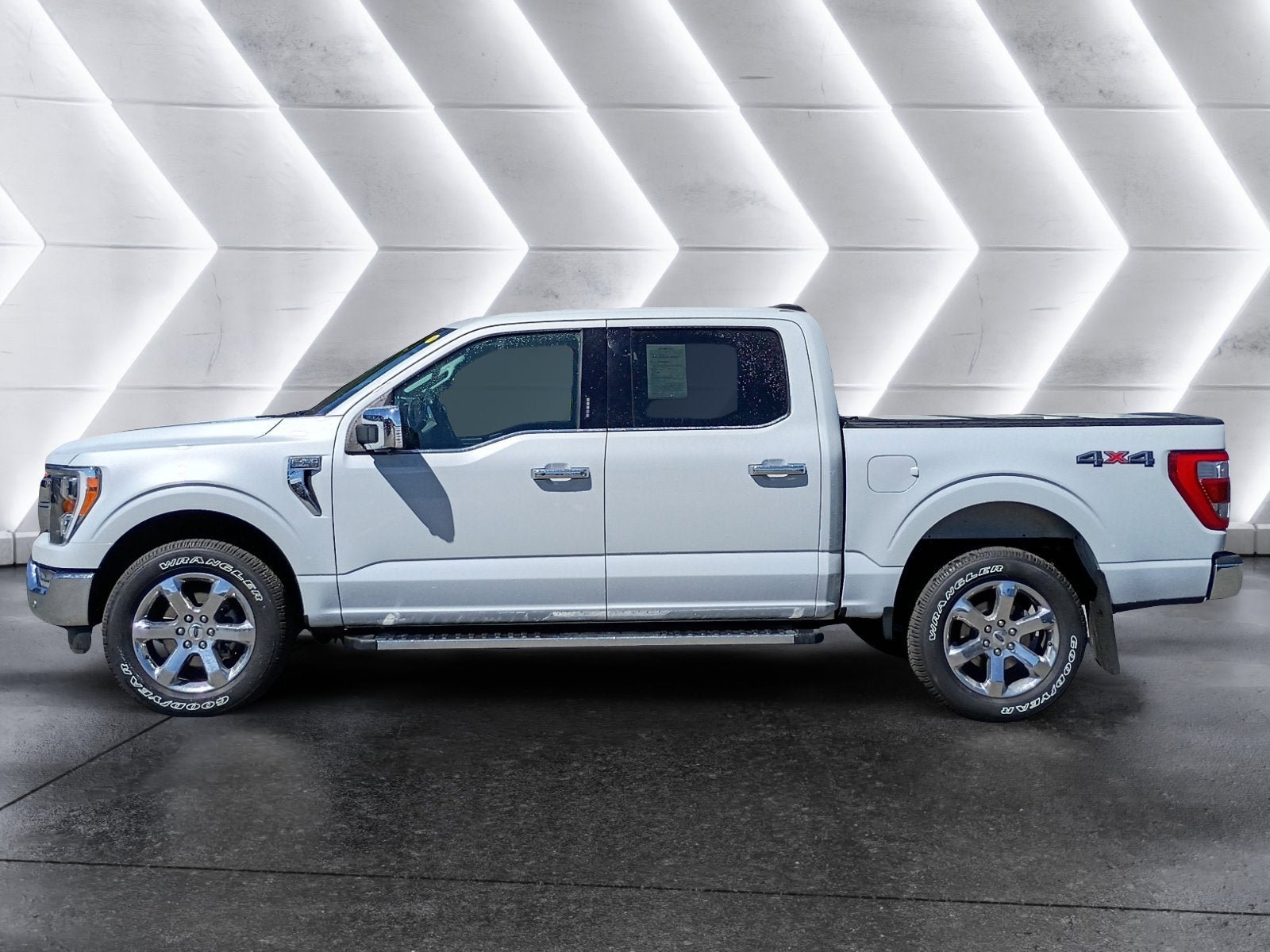 Used 2021 Ford F150 Lariat AWD/4WD image 3