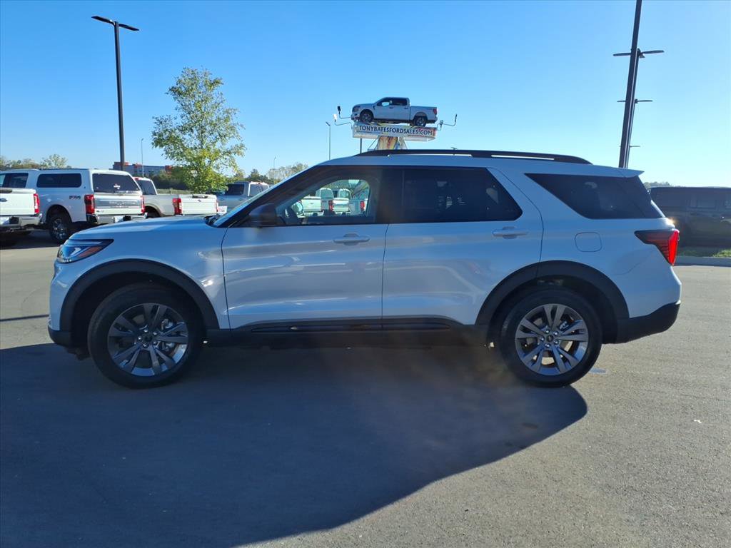 New 2026 Ford Explorer Active image 6