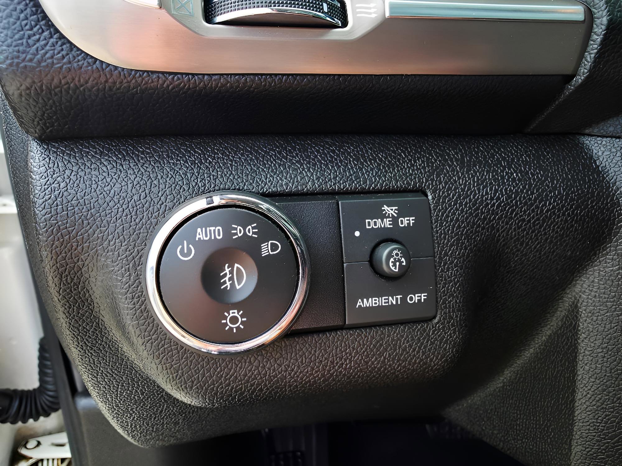 Used 2013 GMC Acadia Denali AWD/4WD image 25