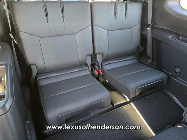 Used 2026 Lexus GX 550 w/ Cold Area Package image 16