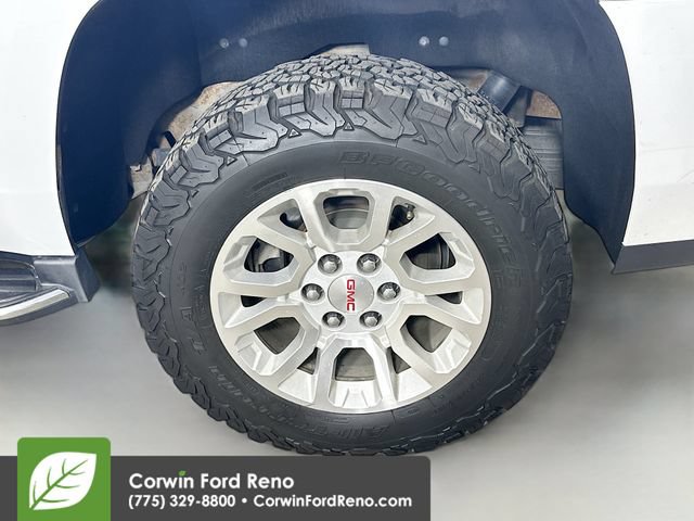Used 2018 GMC Yukon SLT AWD/4WD image 35